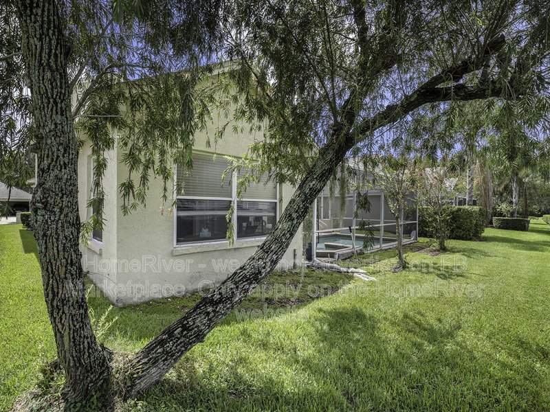 Available Now - 18808 RUE LOIRE LUTZ FL 33558 property image