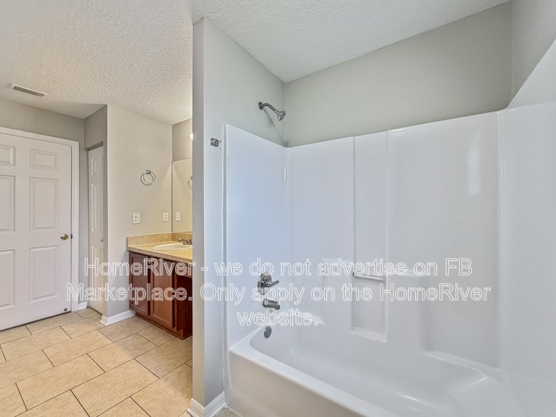 Available Now! Amazing 4 bed 3 bath home! property image