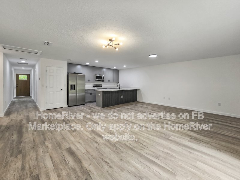 Apply Now! 6851 SE 23RD AVE property image