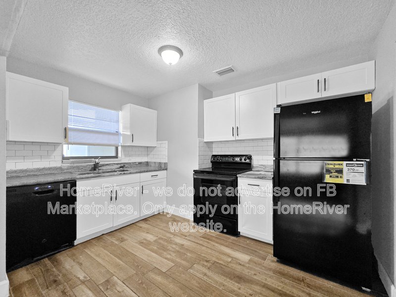 Move In Ready! - 1378 EVA LN, MELBOURNE FL 32935 property image