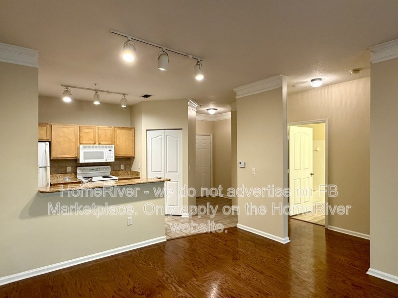 Available now - 4207 S Dale Mabry Hwy Unit 3105 property image