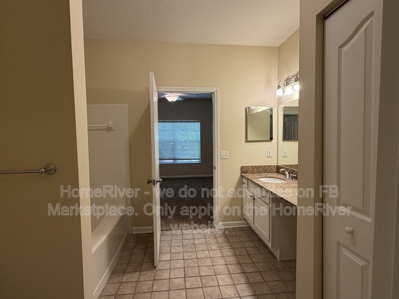 Available now - 4207 S Dale Mabry Hwy Unit 3105 property image