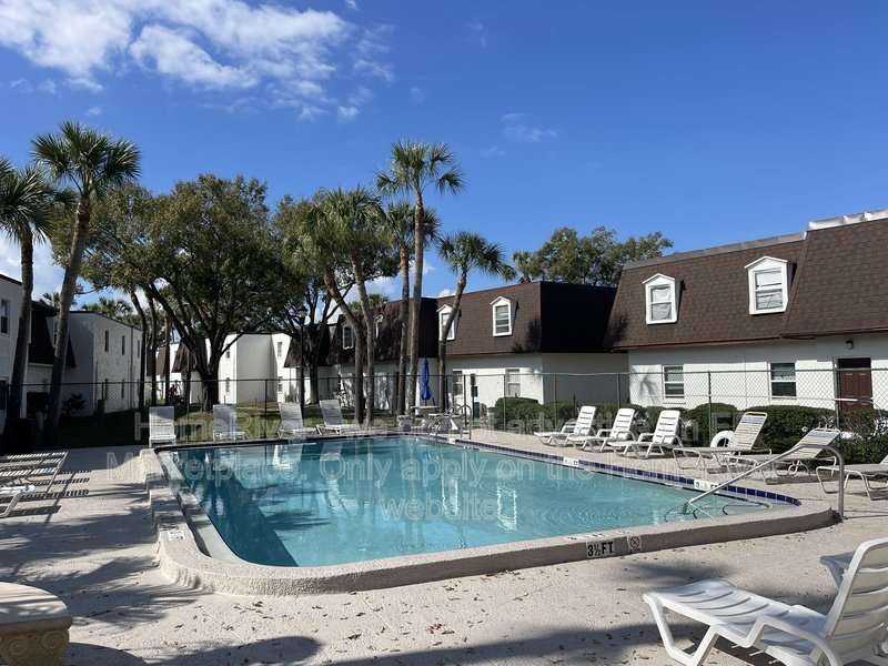 GREAT LOCATION - WATER INCLUDED - SECTION 8 ACCEPTED property image