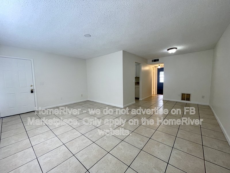 GREAT LOCATION - WATER INCLUDED - SECTION 8 ACCEPTED property image