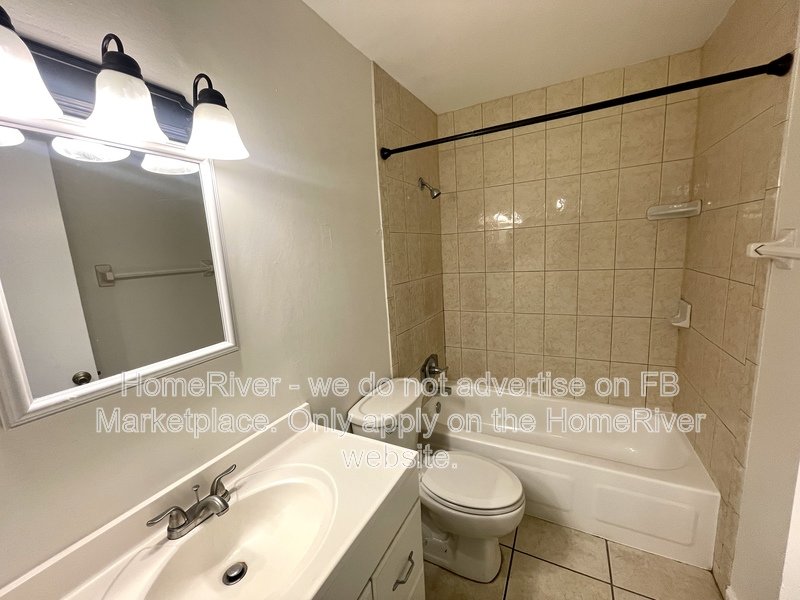 GREAT LOCATION - WATER INCLUDED - SECTION 8 ACCEPTED property image