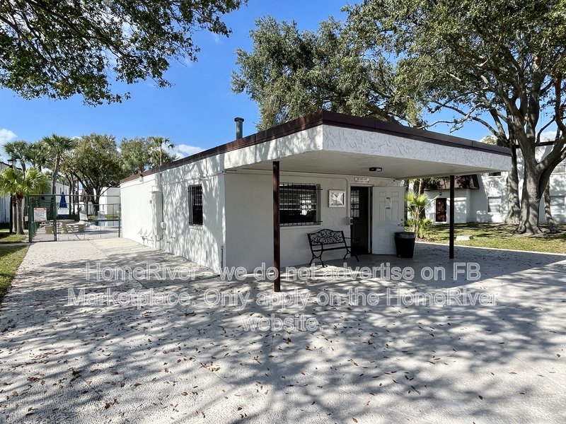 GREAT LOCATION - WATER INCLUDED - SECTION 8 ACCEPTED property image