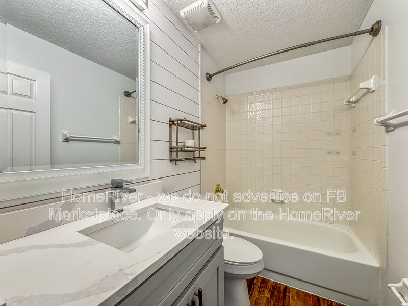 Available Now - 18808 RUE LOIRE LUTZ FL 33558 property image