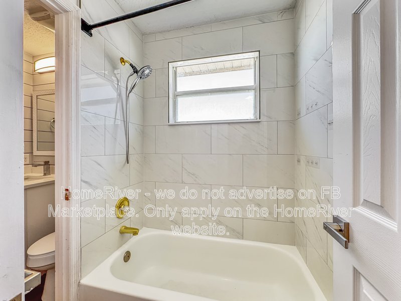 Available Now - 18808 RUE LOIRE LUTZ FL 33558 property image