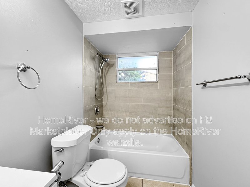 Available Now! Amazing 3 bed 1 bath home! property image