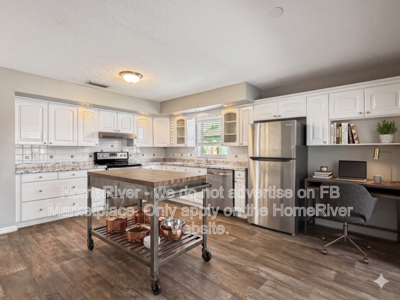 Available Now| 2 Car Garage | Pets Welcome | Covered Lanai property image