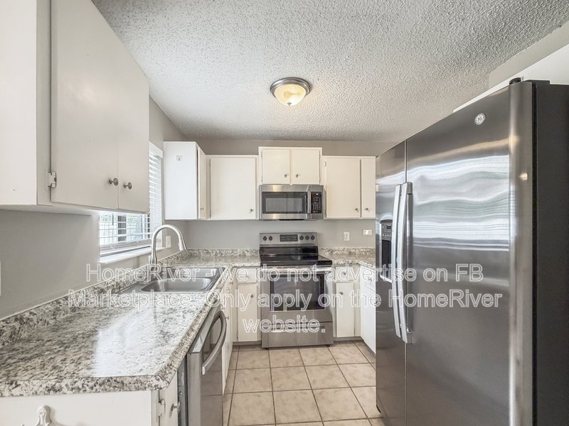 Available Now | Covered Front Porch | 2 Car Garage | Pets Welcome property image
