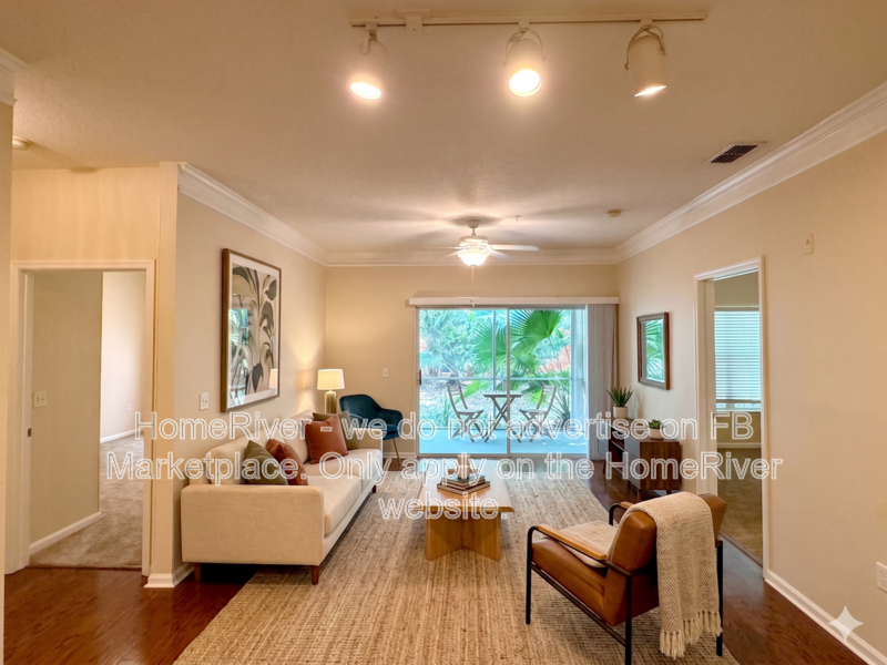 2 bedroom pet-friendly condo with washer and dryer with fitness center property image