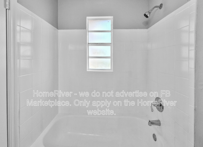 Updated Pet-Friendly 2BR Loft Unit in Belleview | Section 8 Welcome property image