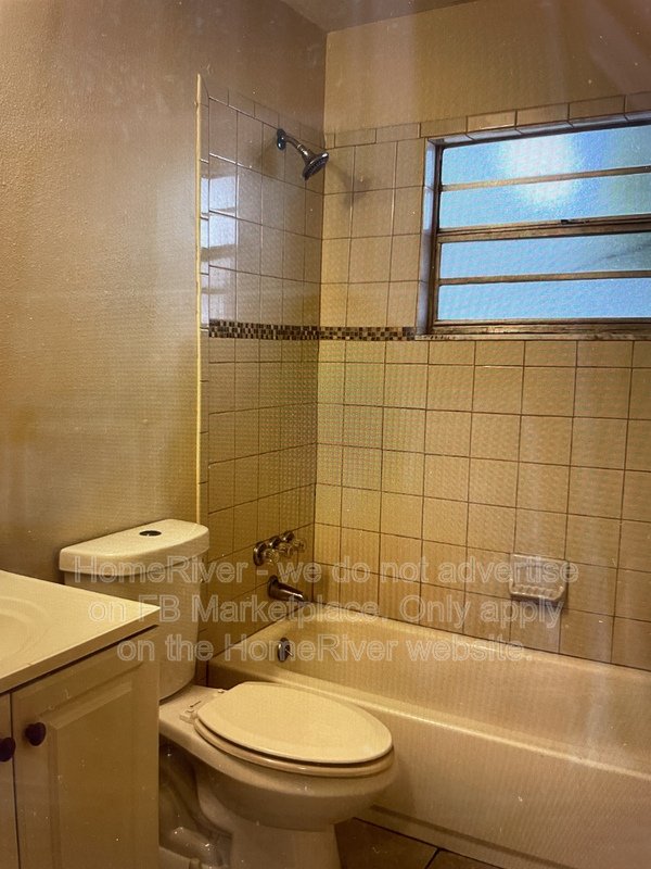 Apply Now!!! 1111 TUSKEGEE ST UNIT A LEESBURG FL 34748 property image