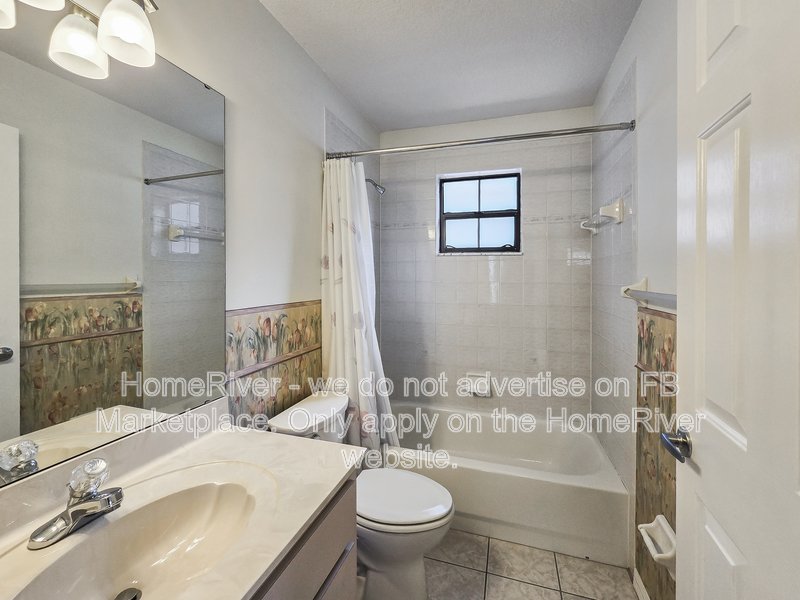 Apply Now !!! 2305 NE 40TH AVE property image