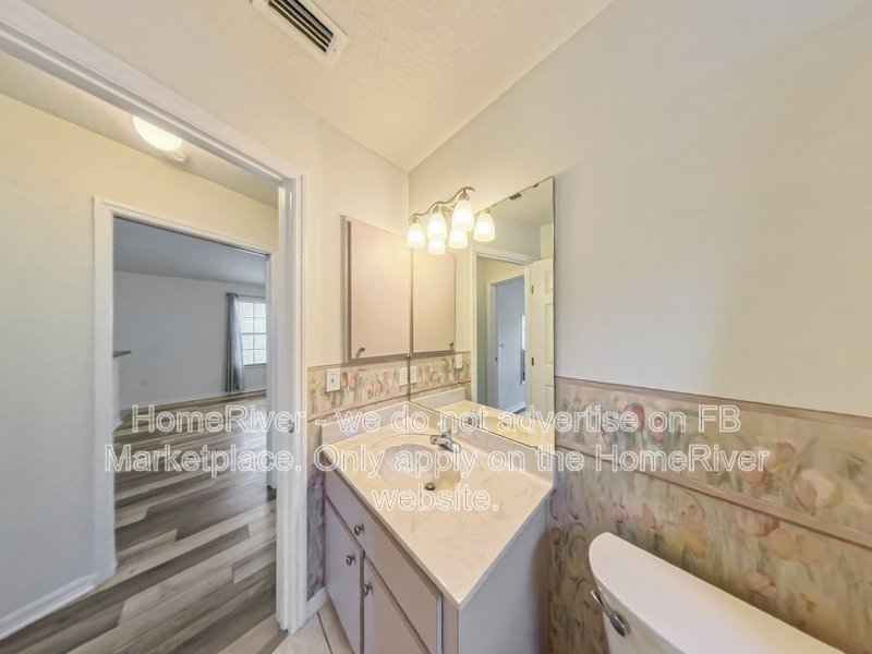 Apply Now !!! 2305 NE 40TH AVE property image