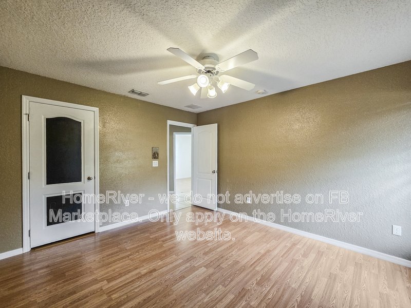 Apply Now!!! 705 LAKE DIAMOND AVE, property image