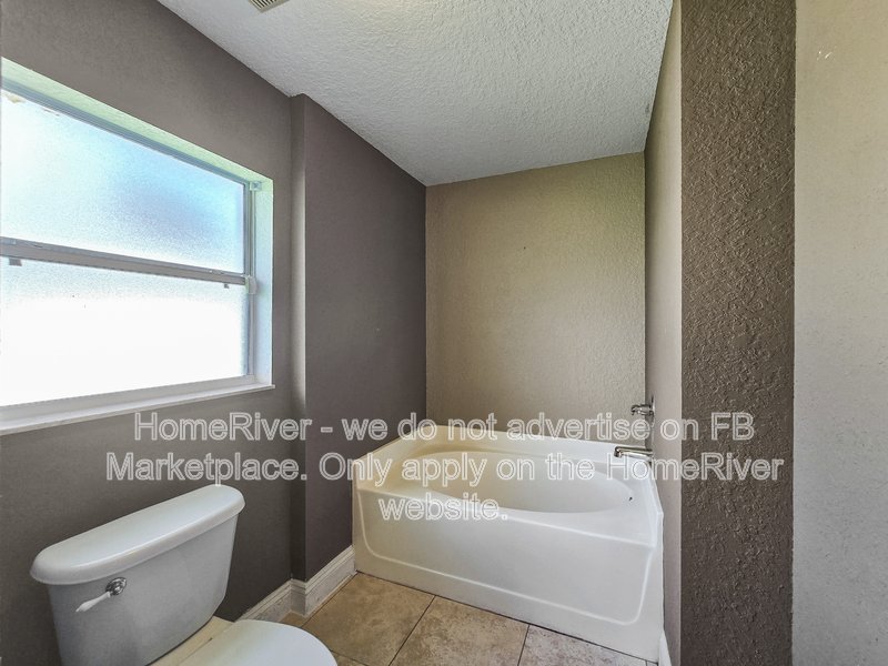 Apply Now!!! 705 LAKE DIAMOND AVE, property image