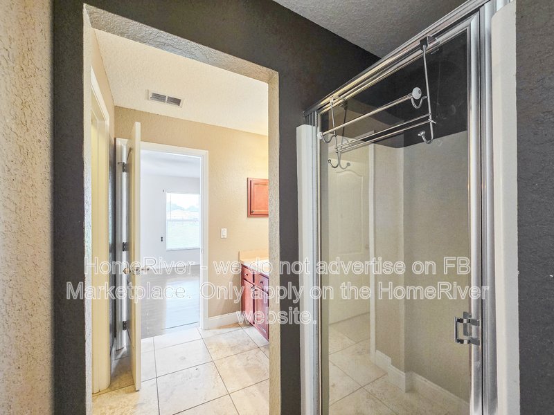 Apply Now!!! 705 LAKE DIAMOND AVE, property image