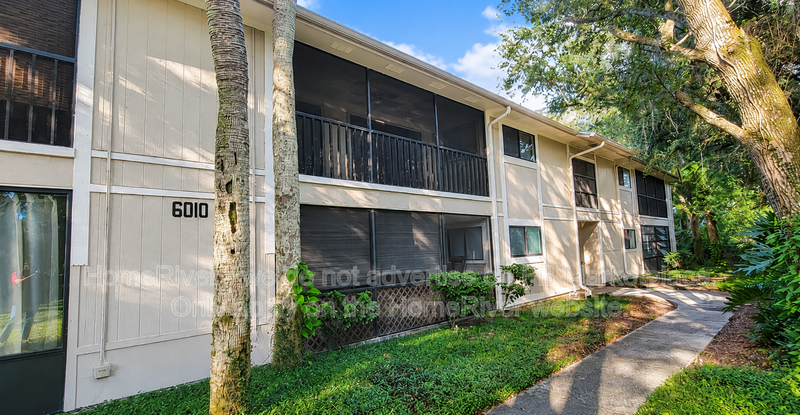 2 bed, 2 bath 2nd floor condo with screened porch and washer &amp; dryer property image