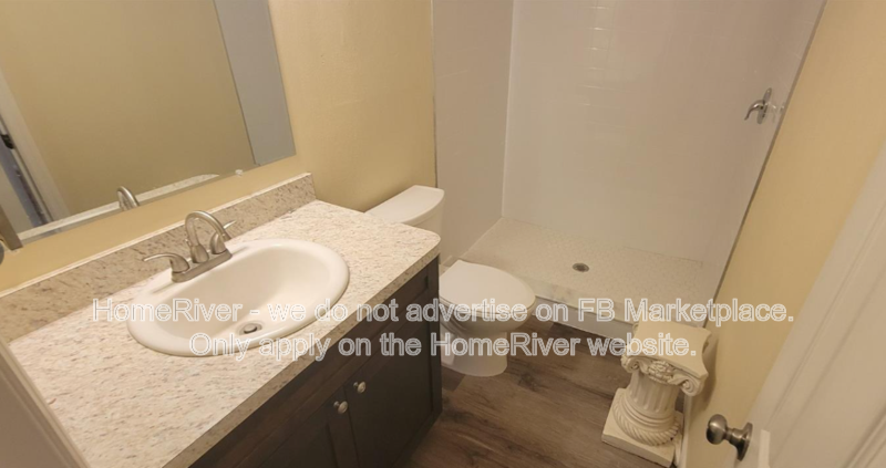 2 bed, 2 bath 2nd floor condo with screened porch and washer &amp; dryer property image