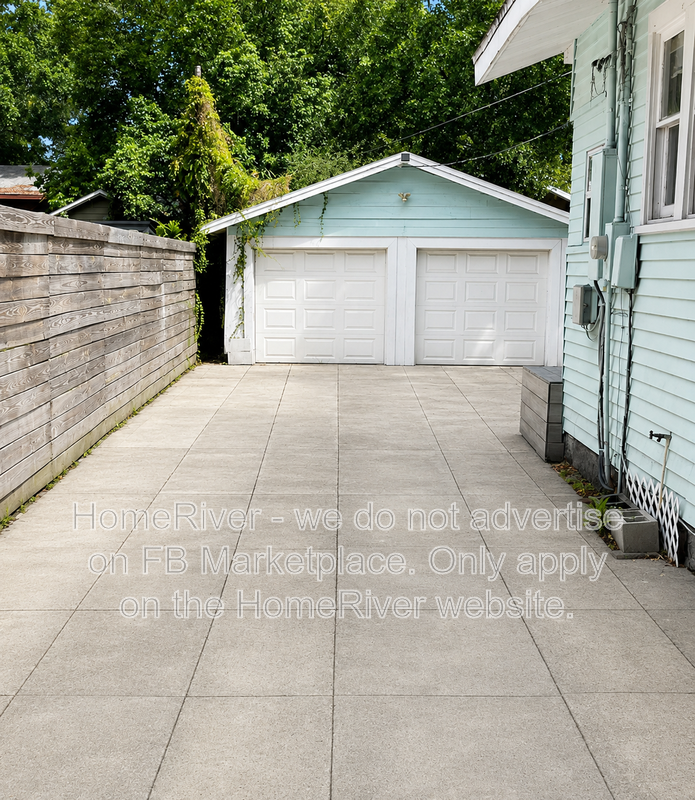 Charming 3 bedroom, pet-friendly  home with garage and fenced yard property image
