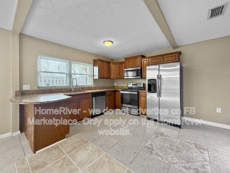 FULLY RENOVATED TOWNHOME  MOVE-IN READY MAY 1ST! property image