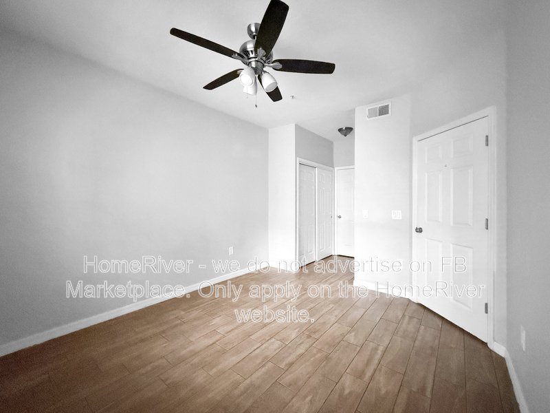 1 car garage!!!  8301 Elm Park Dr #6111 property image