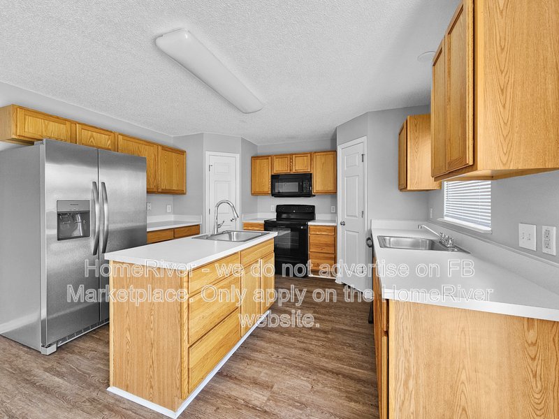 Spacious 4BR Home with Office, Loft &amp;amp;amp;amp;amp;amp;amp;amp;amp; Huge Backyard ? No Car property image