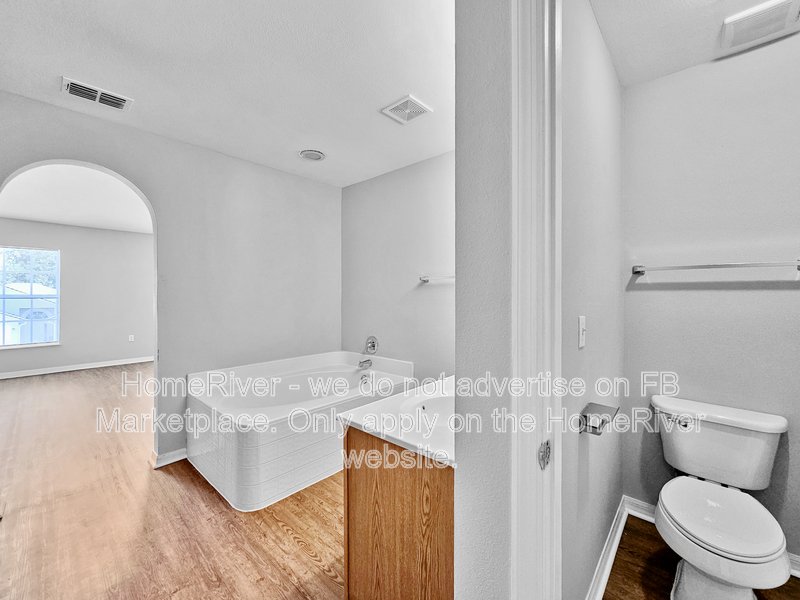 Spacious 4BR Home with Office, Loft &amp;amp;amp;amp;amp;amp;amp;amp;amp; Huge Backyard ? No Car property image