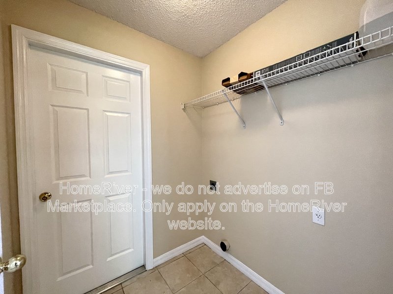 Pet Friendly | Attached Garage | Fenced Yard | Covered Lanai property image