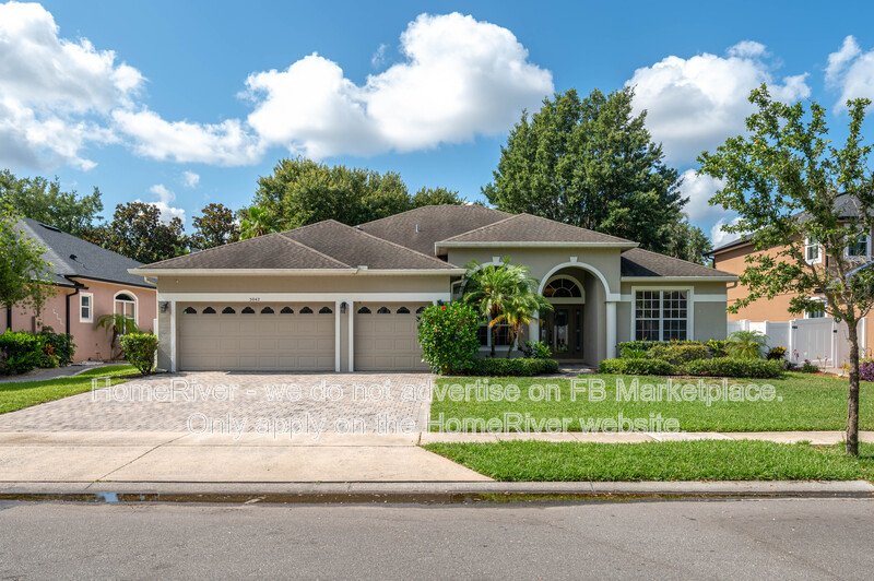 Spacious 4BR Home | 3-Car Garage, Fenced Yard | No Carpet! property image