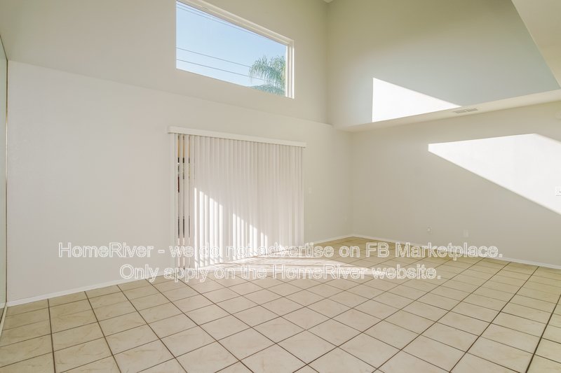 Coming Soon | Pets Welcome | 4 beds | Screened in Lanai property image