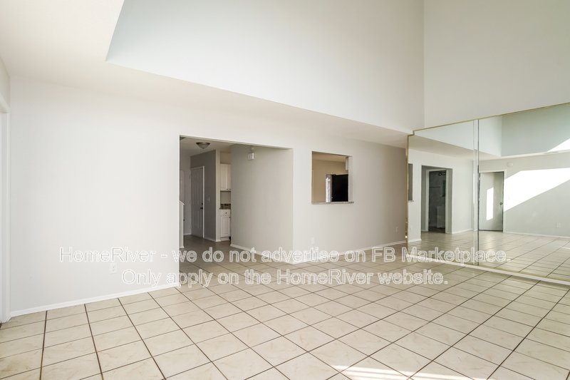 Coming Soon | Pets Welcome | 4 beds | Screened in Lanai property image
