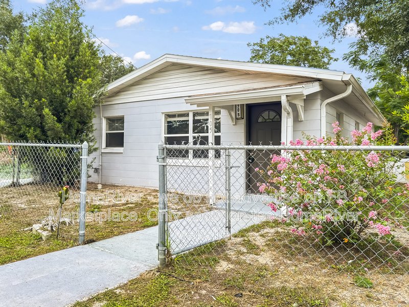 Available Now| 3 Beds | Pets Welcome property image