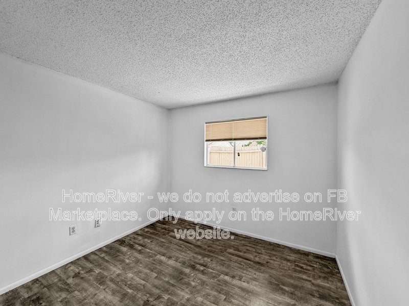 APPLY NOW!!! 741 W ROSEWOOD LN property image