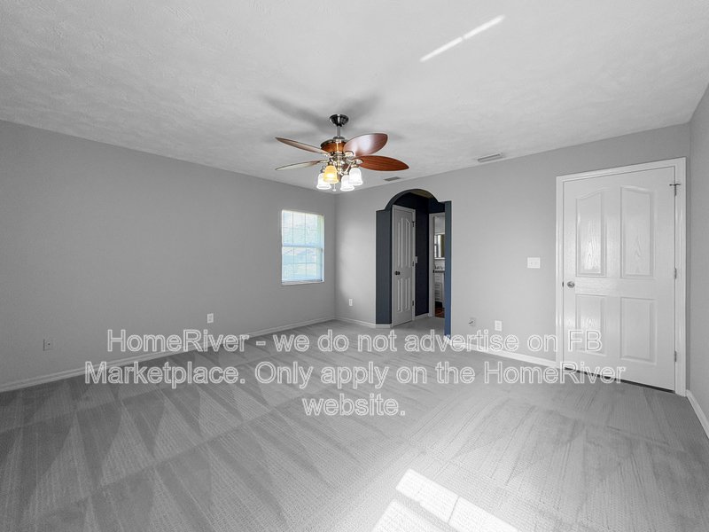 Apply Now !!! 4021 NE 6TH CT, property image