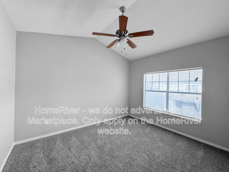 Guard Gated Community!!! 2532 Grand Central Pkwy Apt 4-16 property image