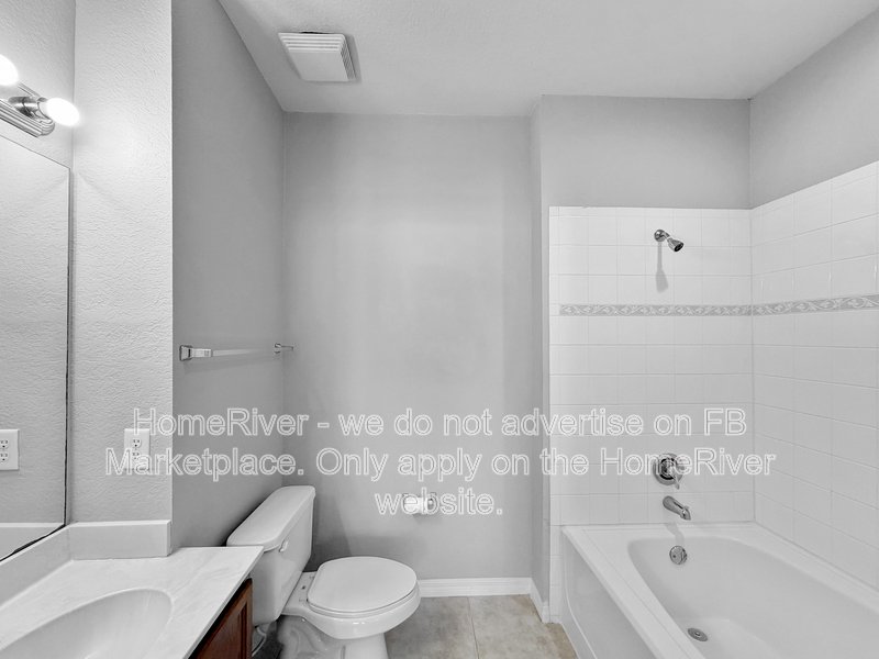 Guard Gated Community!!! 2532 Grand Central Pkwy Apt 4-16 property image