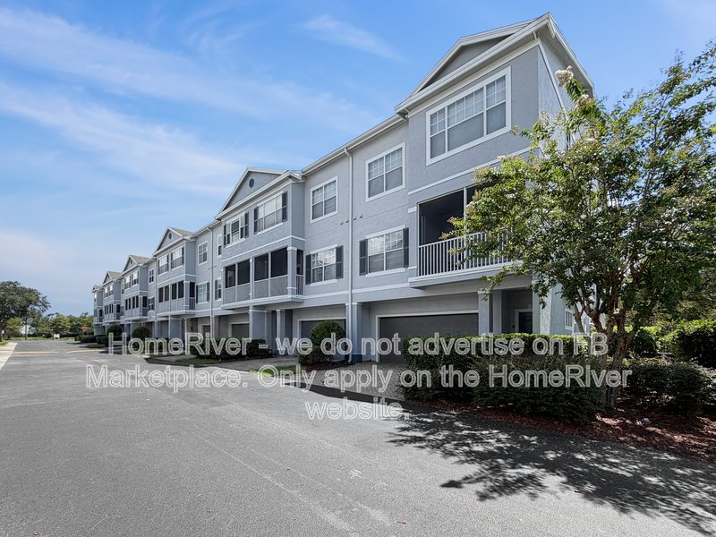 Guard Gated Community!!! 2532 Grand Central Pkwy Apt 4-16 property image