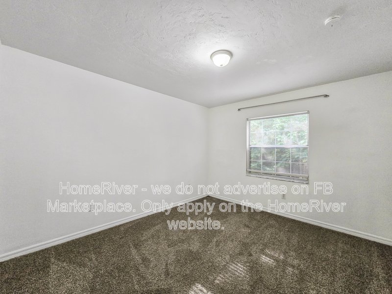 Apply Today!!! 4325 NE 3RD CT, property image