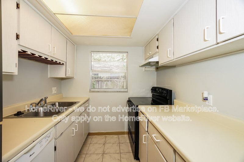 Coming Soon | Pet Friendly | Fridge Included property image