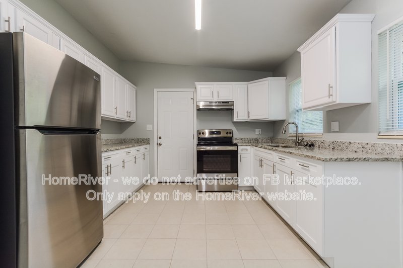 Coming Soon | Pets Welcome | 3 Beds | Covered Carport property image
