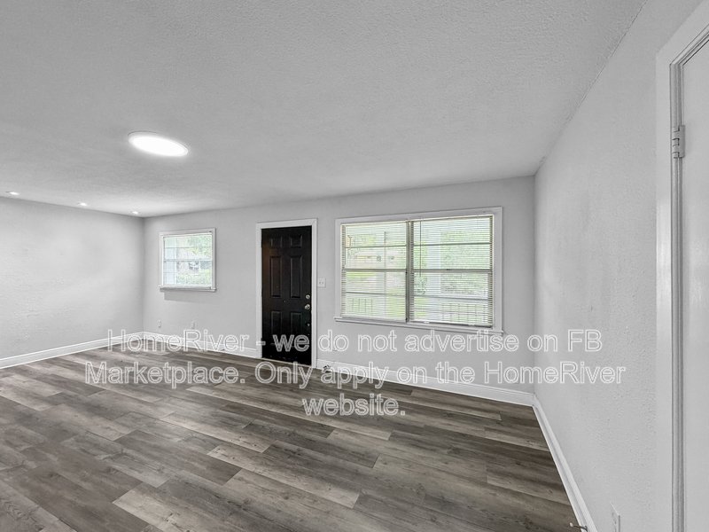 Available Now | Pets Welcome | 3 Beds property image