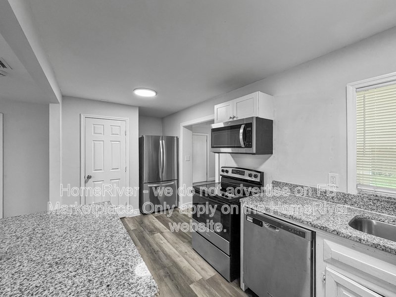 Available Now | Pets Welcome | 3 Beds property image