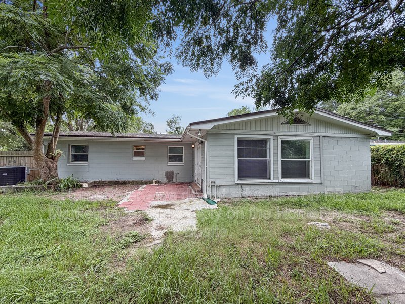 Available Now | Pets Welcome | 3 Beds property image
