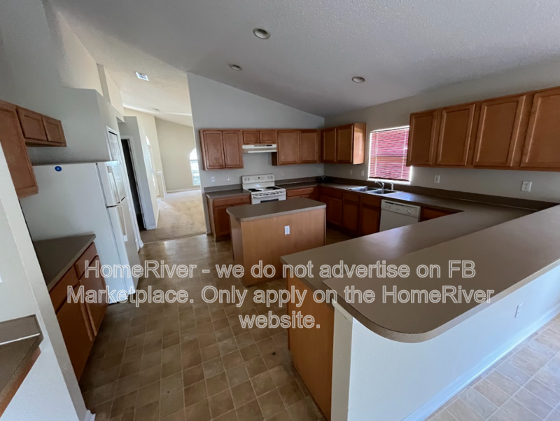Do Not Miss Out! - 2272 MERRY RD, TAVARES FL 32778 property image