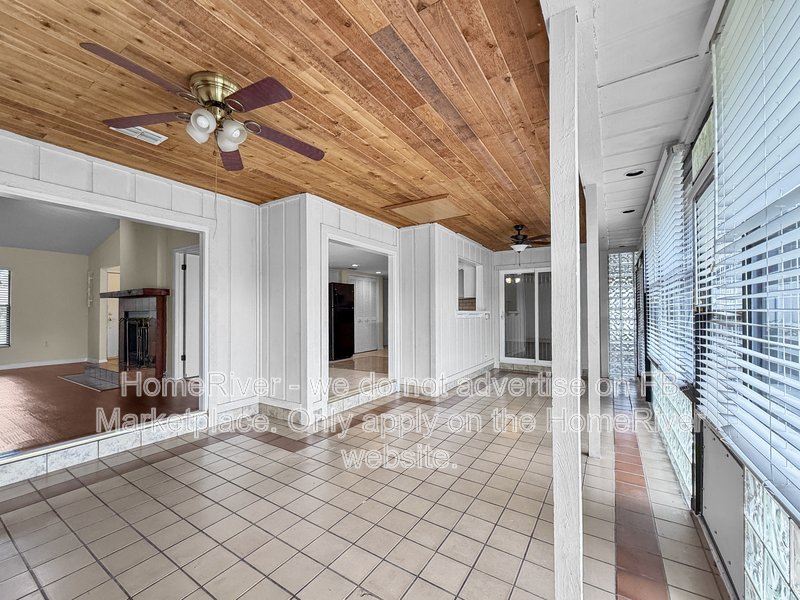 8163 Village Green Rd Orlando, FL 32818 property image