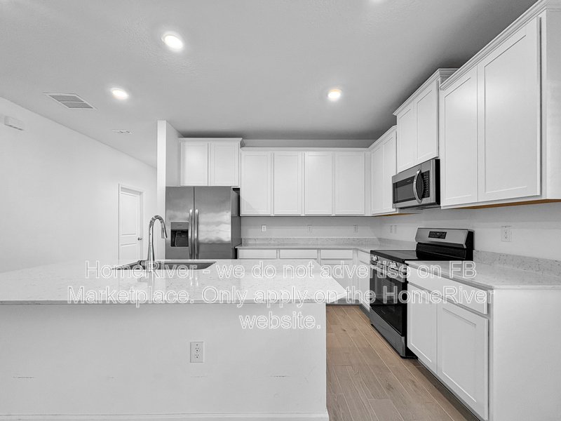 Stainless Steel Appliances!!! 4477 NW 14TH LOOP, property image