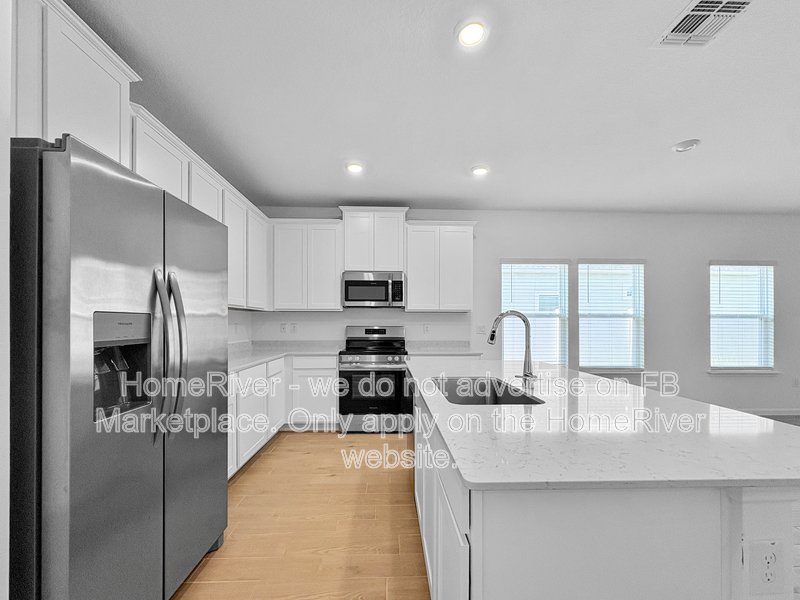 Stainless Steel Appliances!!! 4477 NW 14TH LOOP, property image